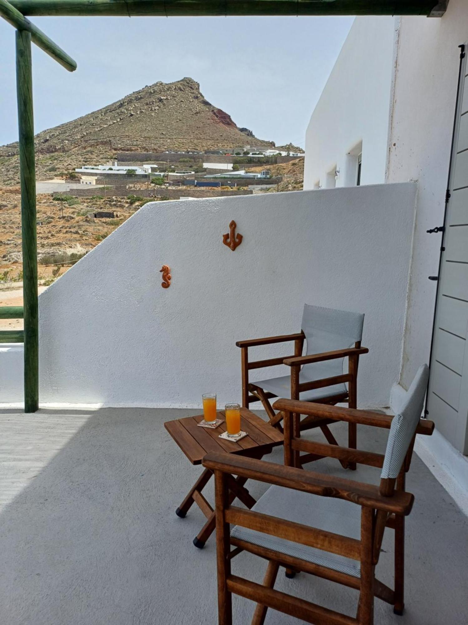 'Irene' Cycladic House With Sunrise And Sea View! Villa Foinikiá Dış mekan fotoğraf