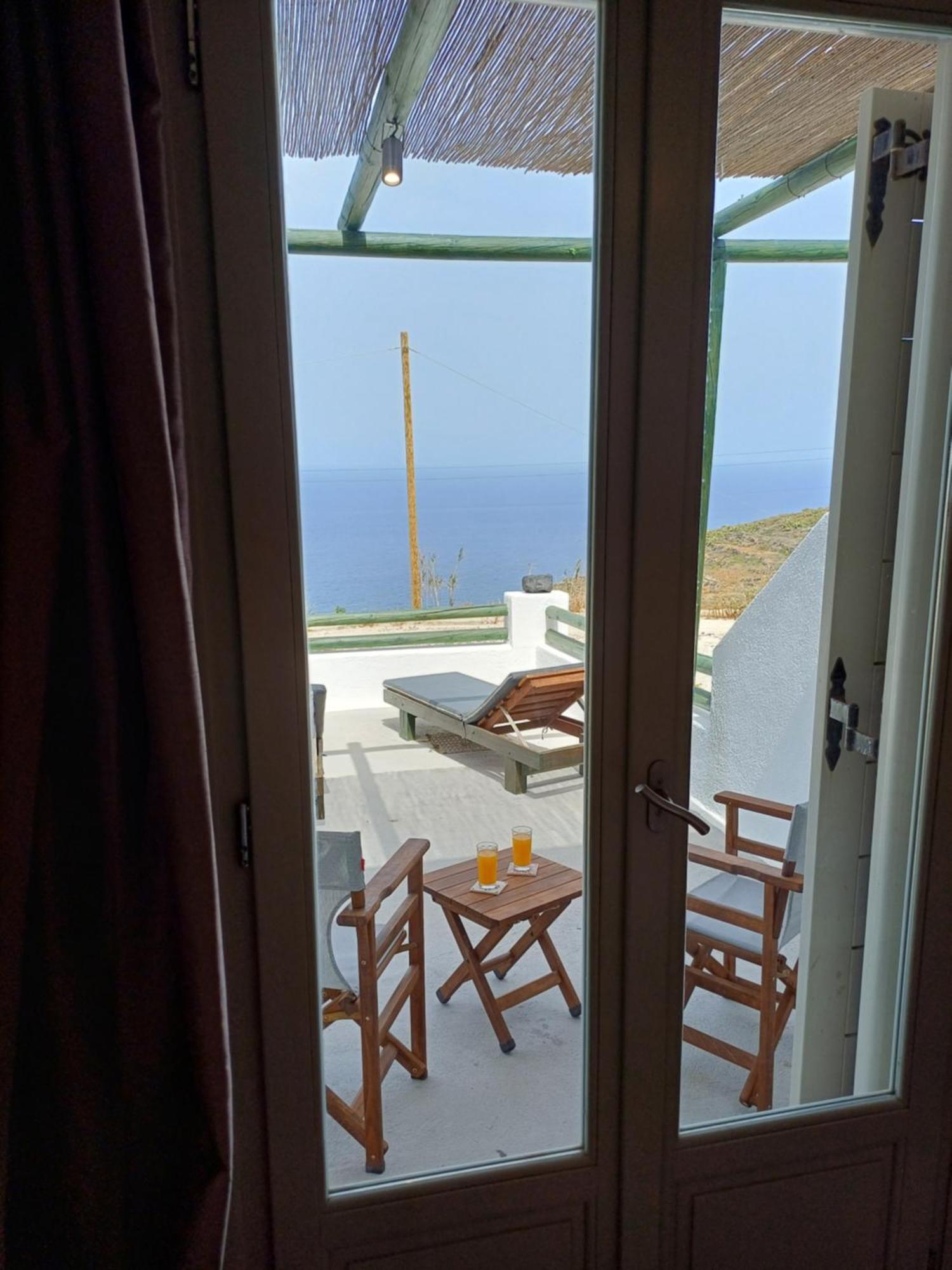 'Irene' Cycladic House With Sunrise And Sea View! Villa Foinikiá Dış mekan fotoğraf