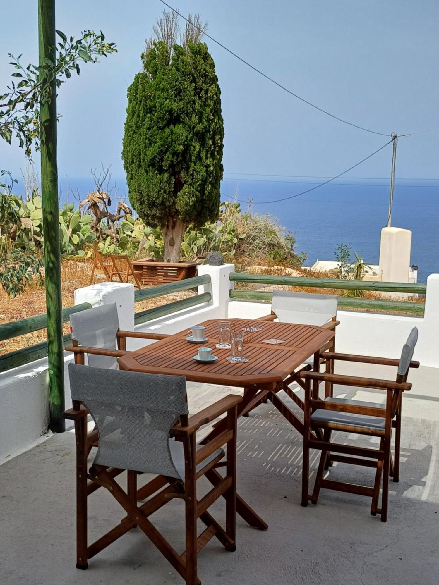 'Irene' Cycladic House With Sunrise And Sea View! Villa Foinikiá Dış mekan fotoğraf