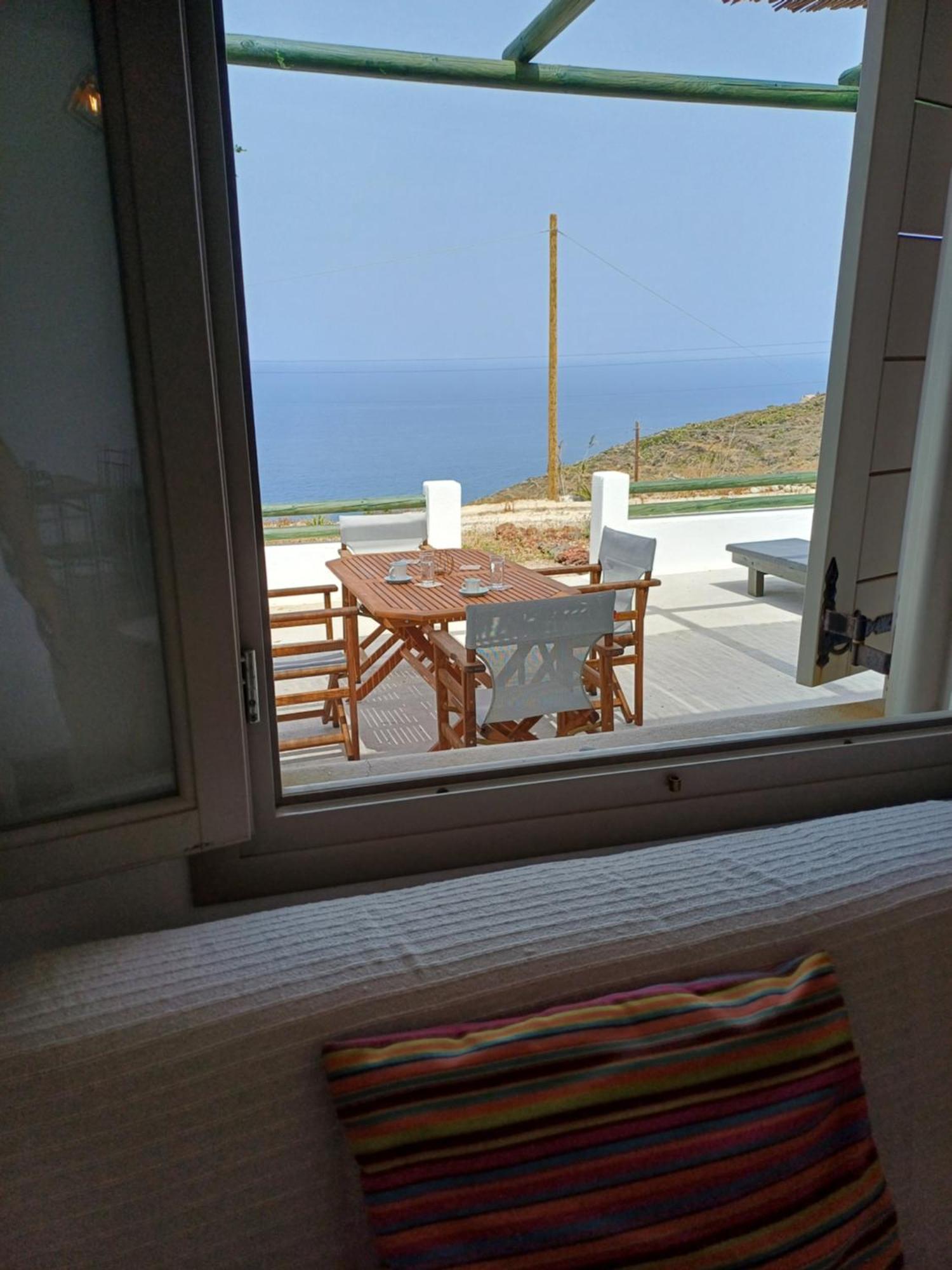 'Irene' Cycladic House With Sunrise And Sea View! Villa Foinikiá Dış mekan fotoğraf